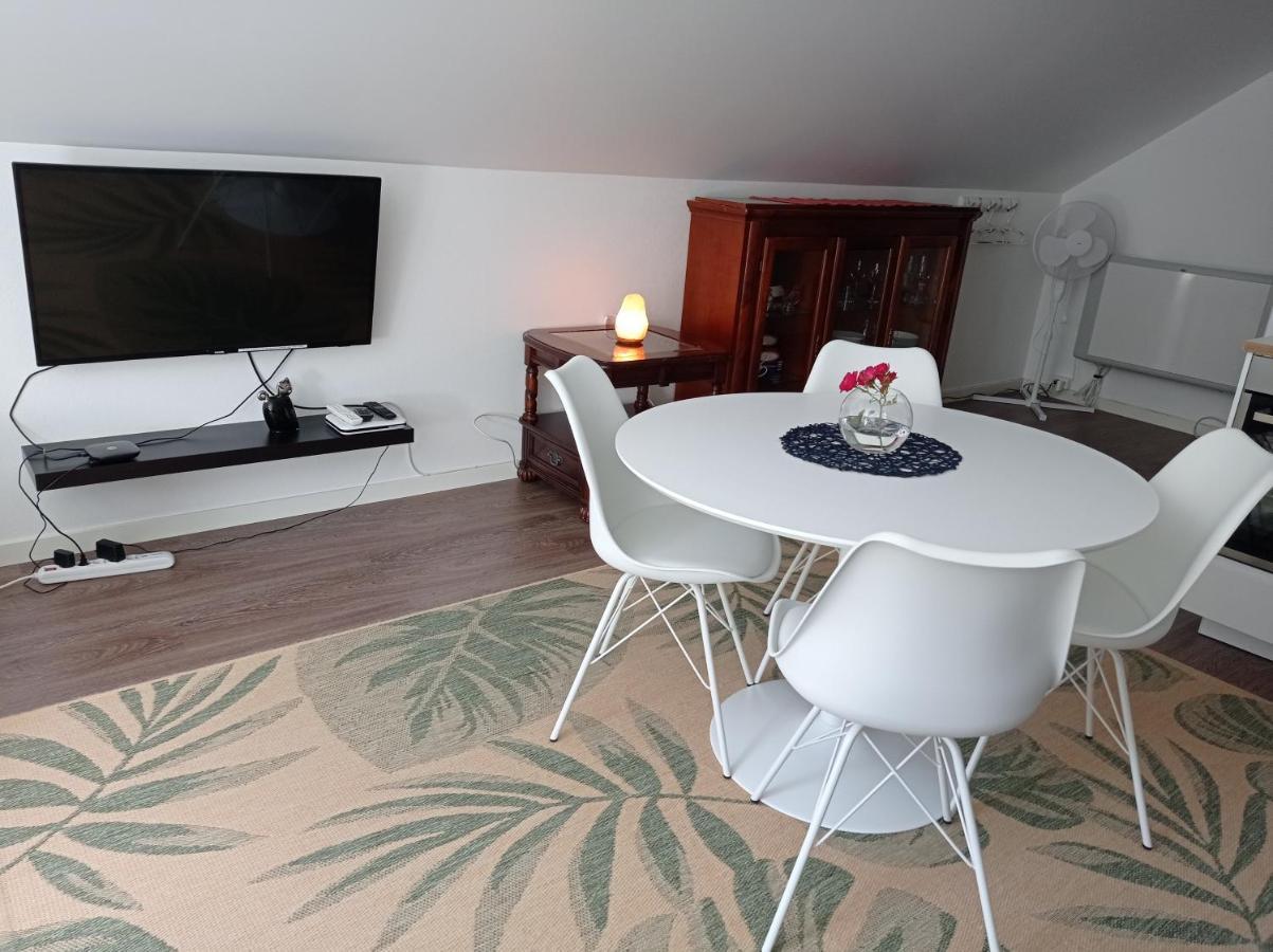 Family Room In Modern House Eide  Luaran gambar